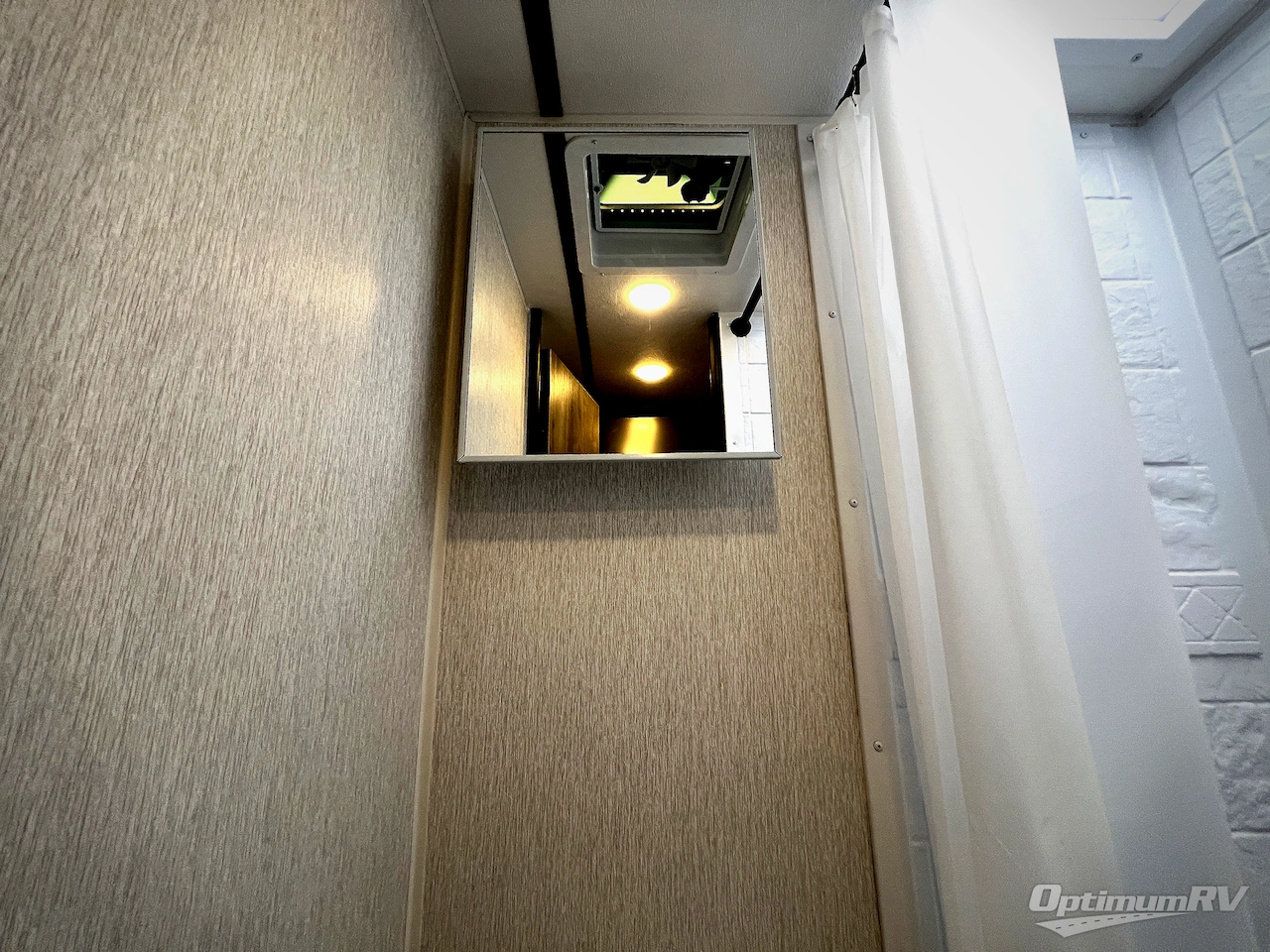 2026 Sunset Park Sun Lite 16BH Photo 13