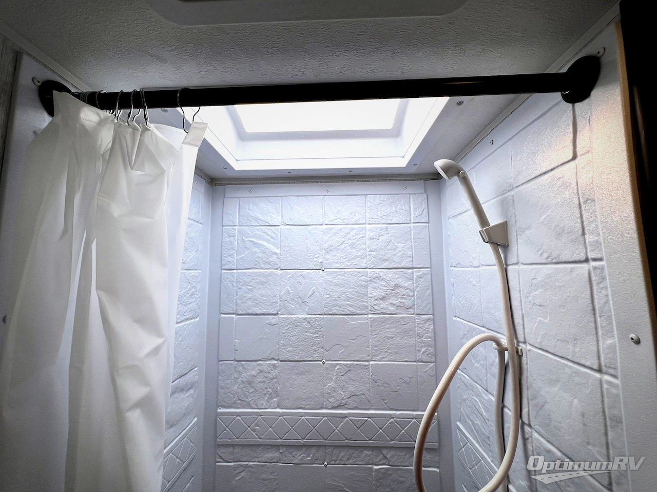 2026 Sunset Park Sun Lite 16BH Photo 16