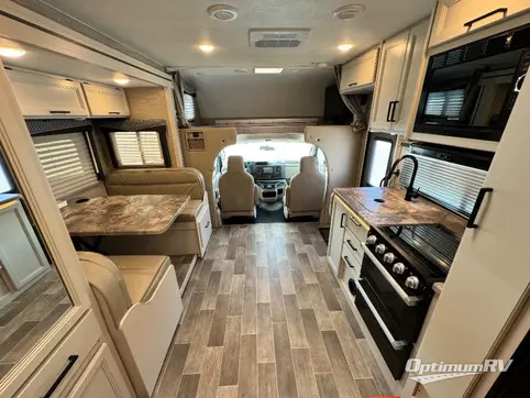 2022 Thor Chateau 24F RV Photo 4