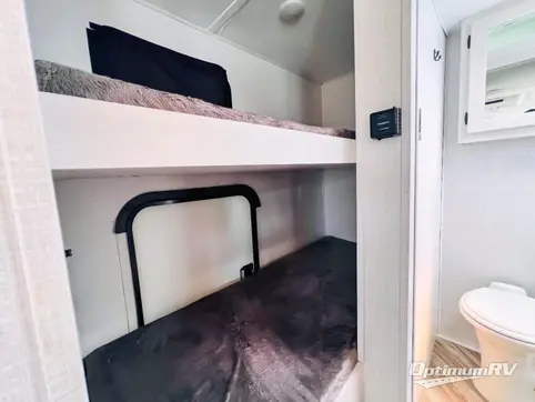 2022 Dutchmen Coleman Rubicon 1708BH RV Photo 3