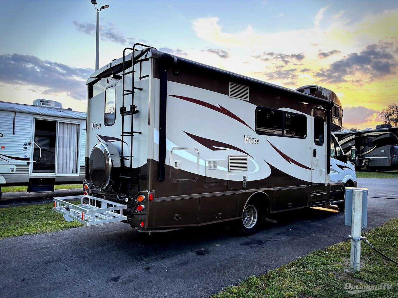 2015 Winnebago View 24M Photo 2