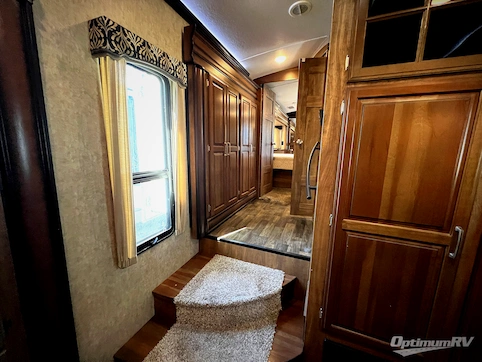 2017 Keystone Montana 3721RL RV Photo 3
