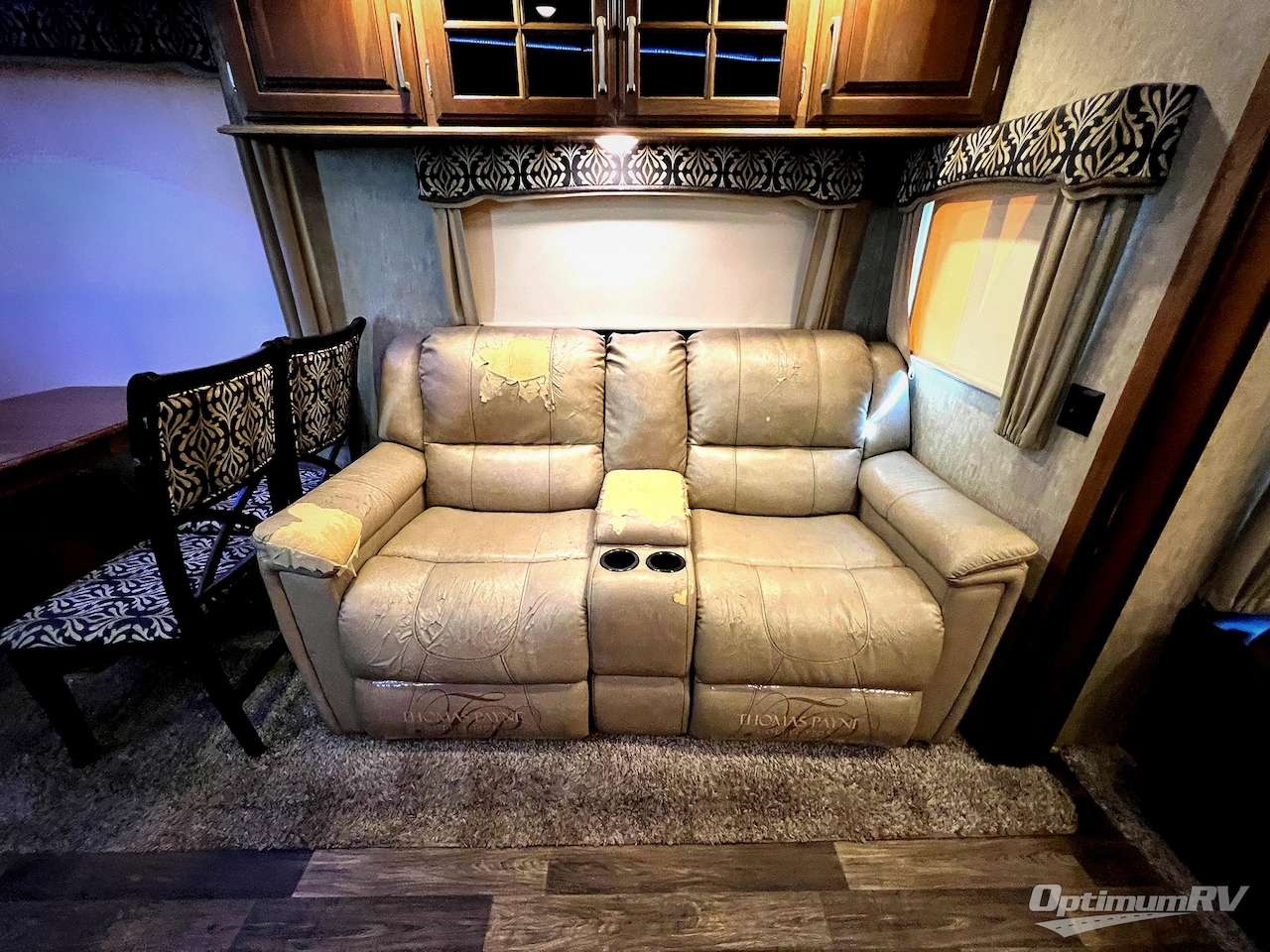 2017 Keystone Montana 3721RL Photo 13