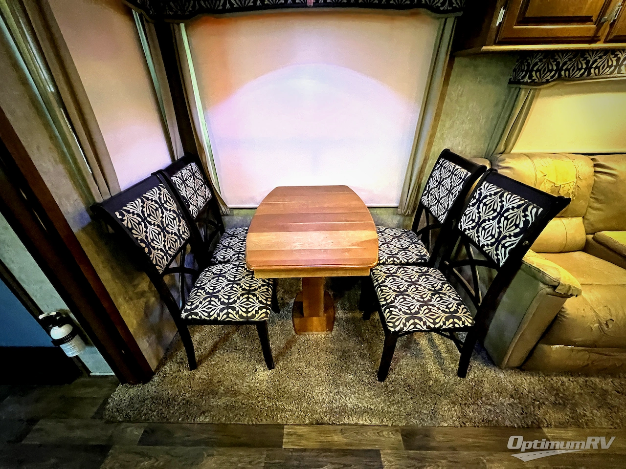 2017 Keystone Montana 3721RL Photo 14