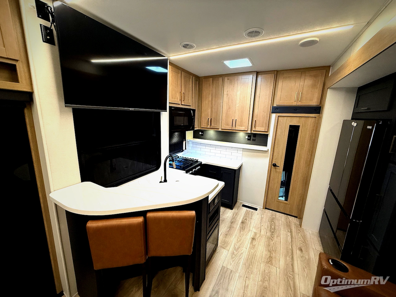 2025 Heartland Cyclone 4270 Photo 8