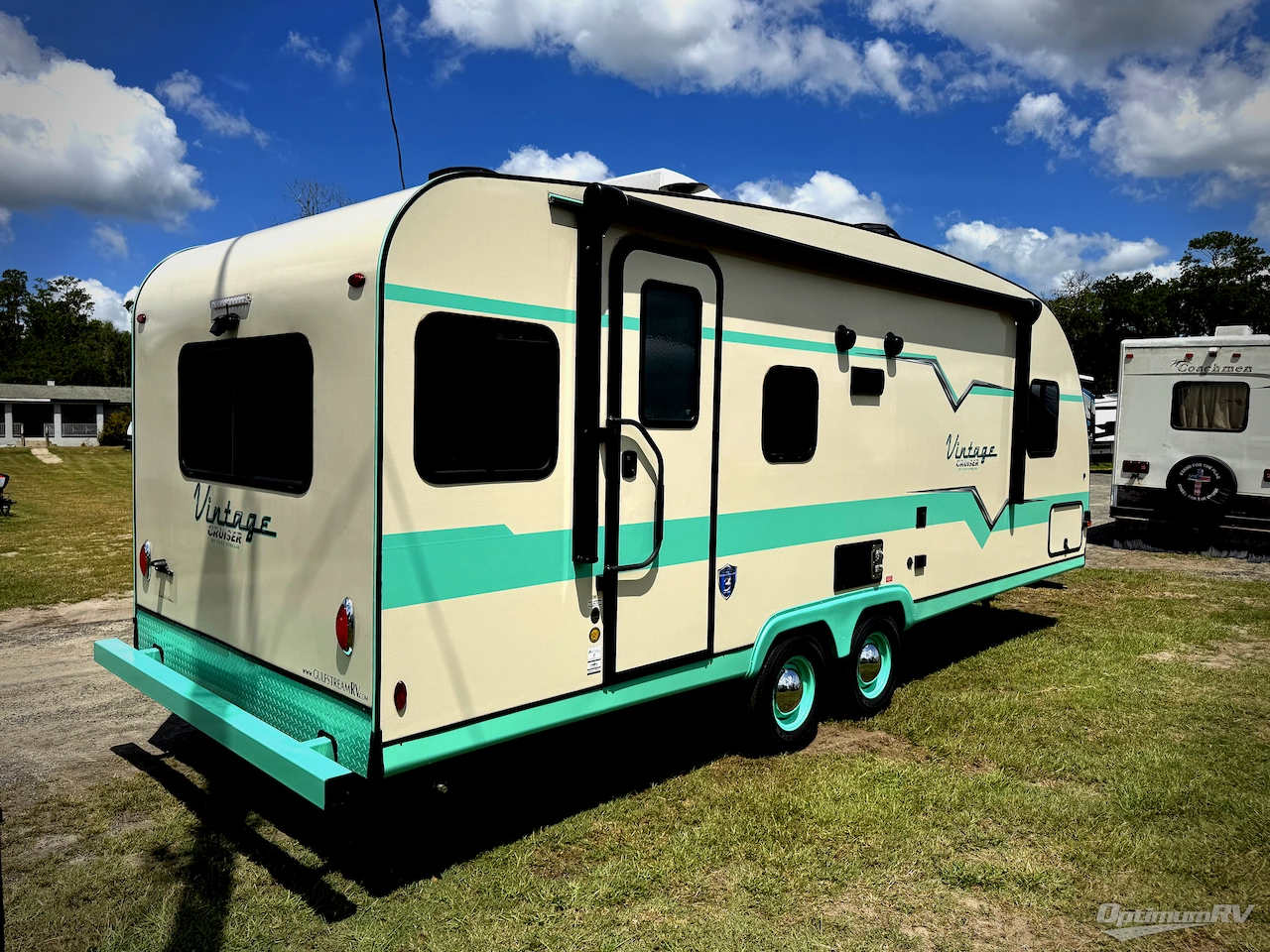 2024 Gulf Stream Vintage Cruiser 23TWS Photo 2