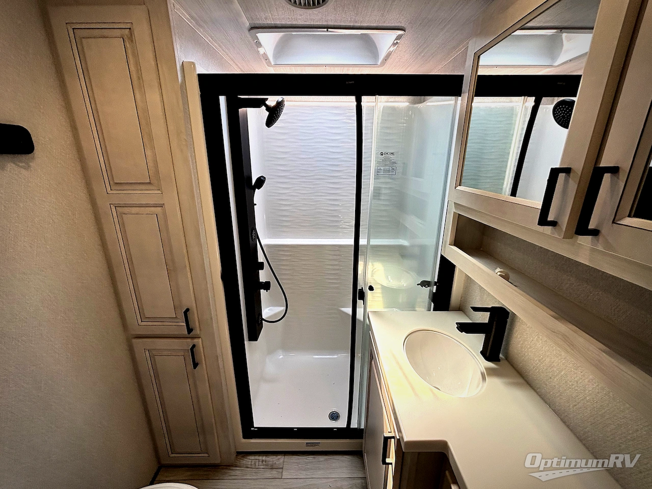 2025 East To West Takoda 399TH Photo 14