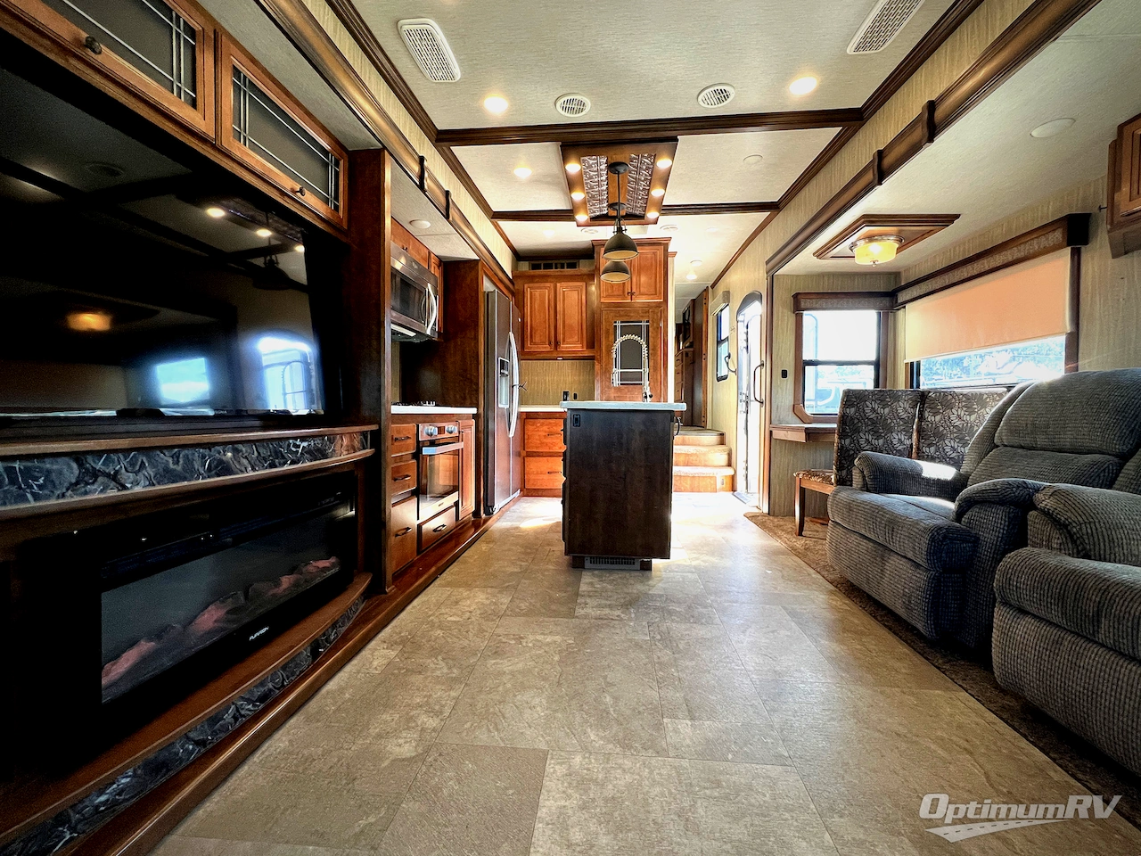 2018 Heartland Big Country 3155RLK Photo 5