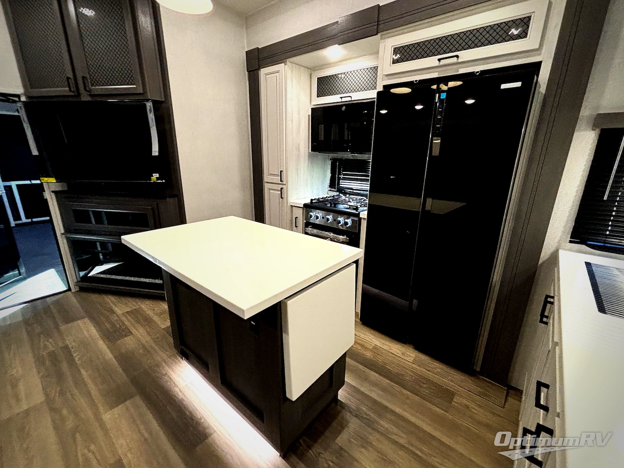 2026 East To West Takoda 400TH Photo 17