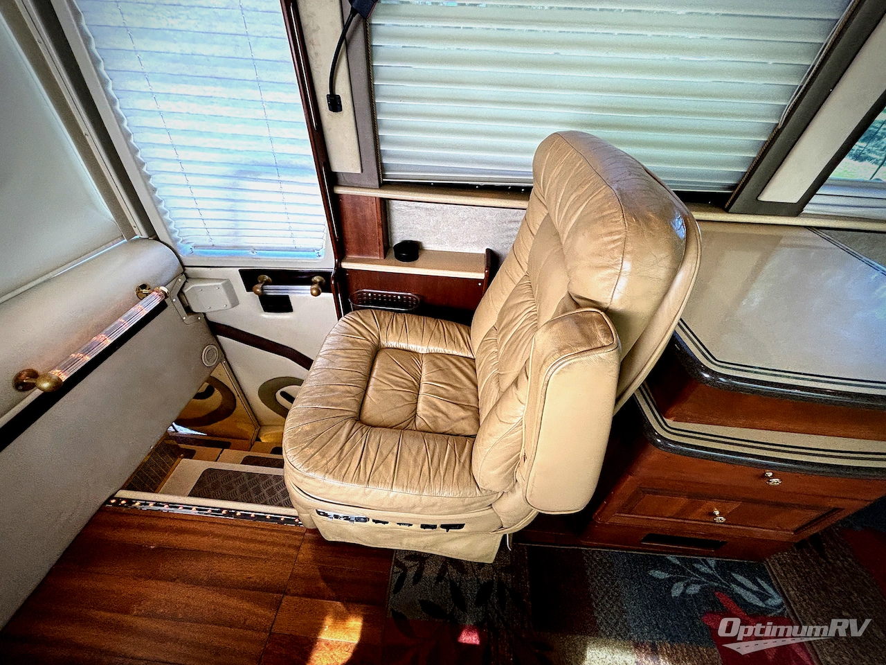 2001 Country Coach Prevost ROYAL Photo 9