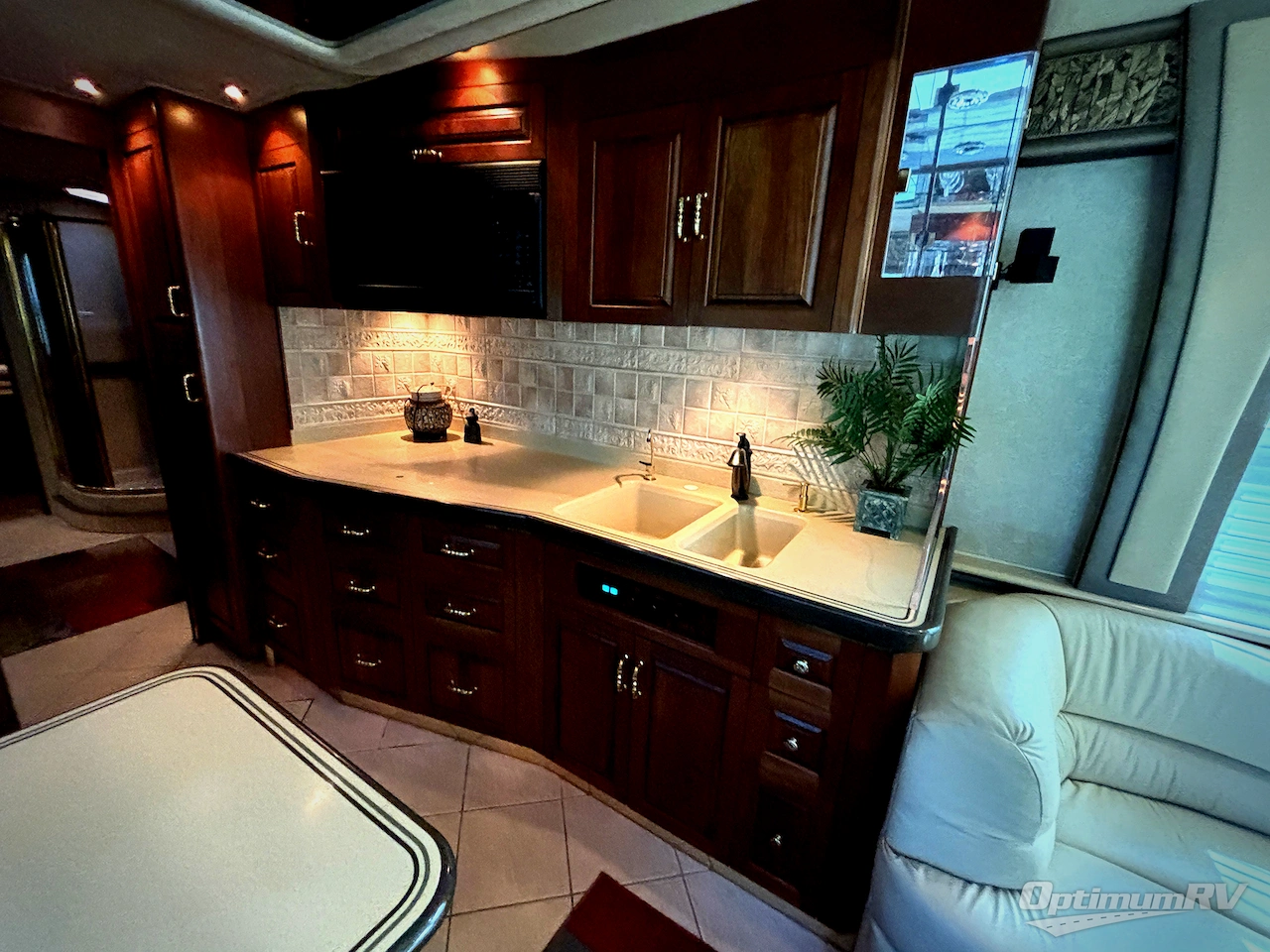 2001 Country Coach Prevost ROYAL Photo 13