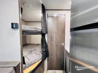 2021 Jayco Jay Flight SLX 8 264BH RV Photo 4