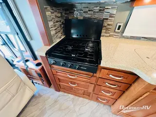 2018 Winnebago Forza 38F RV Photo 3