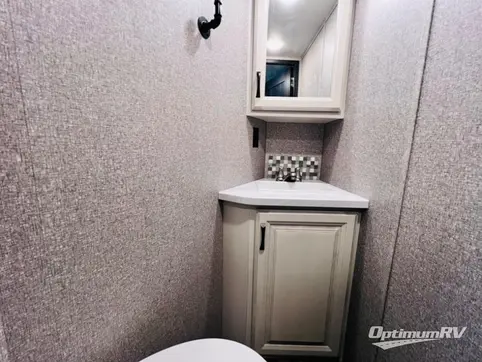 2023 Jayco Seismic Luxury Series 4113 RV Photo 4