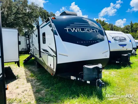 Used 2022 Cruiser Twilight Signature TWS2800 Featured Photo