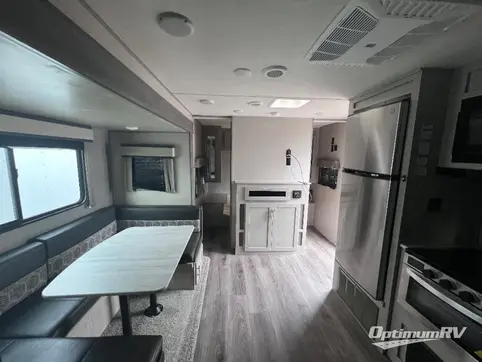 2022 Coachmen Catalina Trail Blazer 29THS RV Photo 3