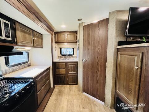 2018 Forest River Rockwood Ultra Lite 2304DS RV Photo 3