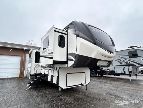 Used 2021 Keystone alpine 3700FL Featured Photo