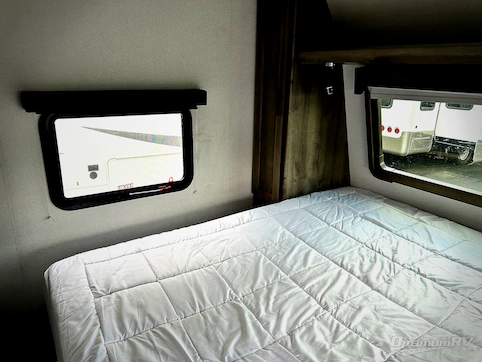 2020 Keystone Sprinter 341BIK RV Photo 3