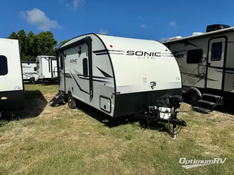 Used 2021 Venture Sonic Lite SL169VRK Featured Photo