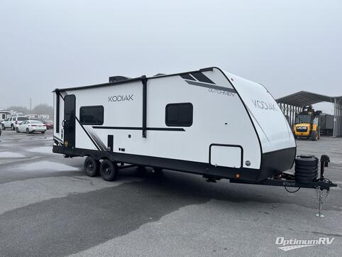 New 2025 Dutchmen Kodiak Ultra-Lite 241BHSL Featured Photo