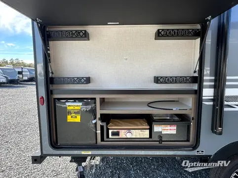 2024 Venture Sonic SN220VRB RV Photo 4