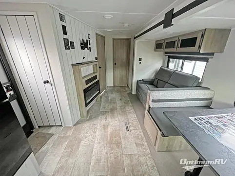 2024 Palomino Puma 26FKDS RV Photo 3