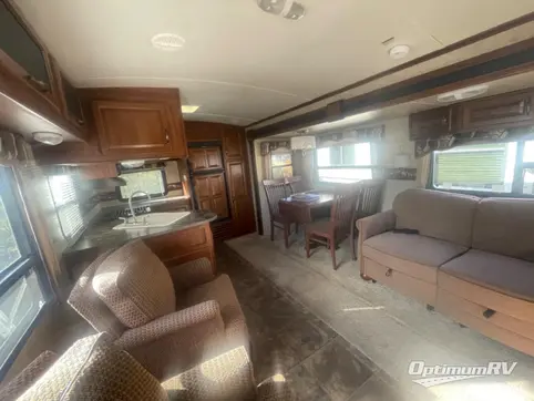 2013 Keystone Cougar X-Lite 31RKS RV Photo 2