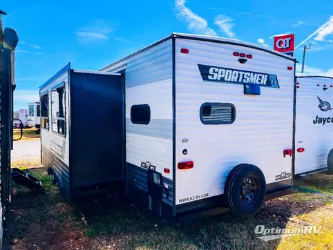 2022 KZ Sportsmen SE 241RKSE RV Photo 2