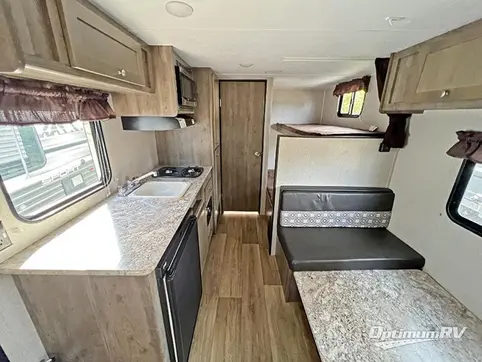 2019 Dutchmen Aspen Trail 1700BH RV Photo 2