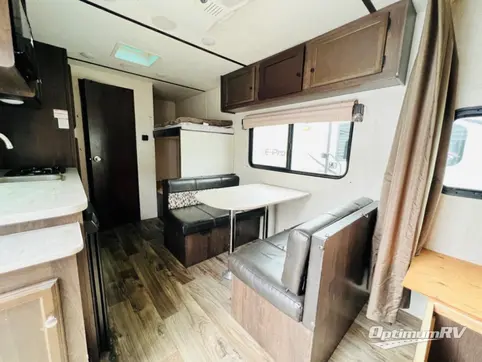 2018 Starcraft Autumn Ridge Outfitter 19BH RV Photo 2