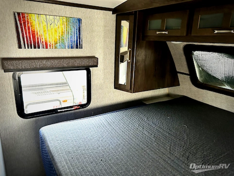 2020 Dutchmen Astoria 3393BH RV Photo 3