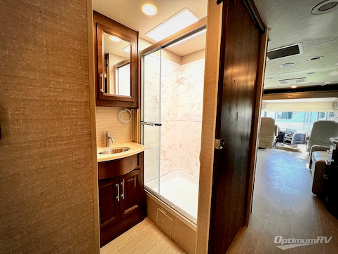 2020 Entegra Vision XL 34G RV Photo 4