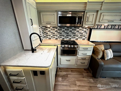 2020 Jayco Precept 31UL RV Photo 2