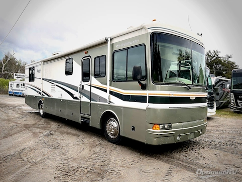 Used 2006 Fleetwood Bounder Diesel 39Z Featured Photo