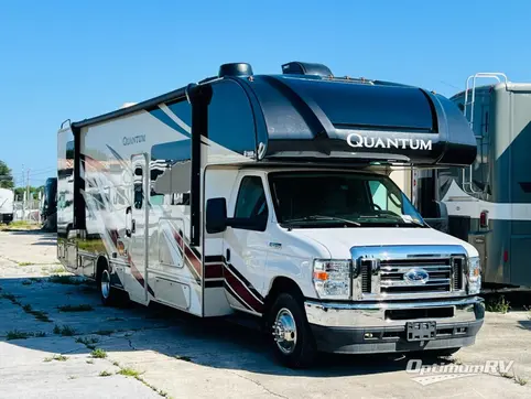 Used 2021 Thor Quantum JM31 Featured Photo