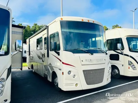 Used 2018 Winnebago Vista 29VE Featured Photo