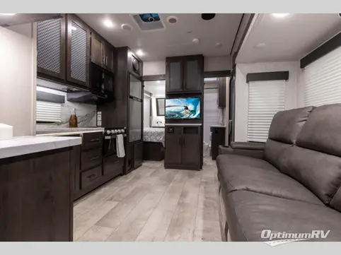 2022 Grand Design Momentum G-Class 29G RV Photo 3