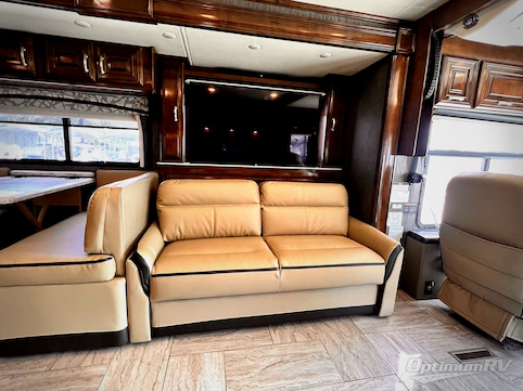 2019 Thor Aria 3901 RV Photo 2