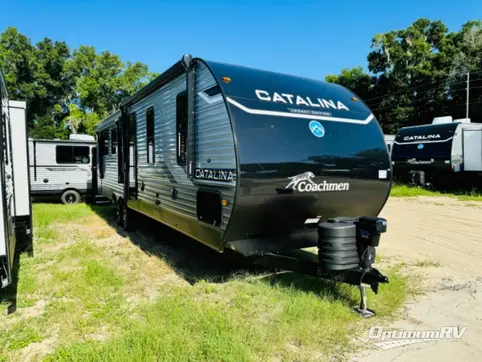 New 2025 Coachmen Catalina Legacy Edition 313RLTS Featured Photo