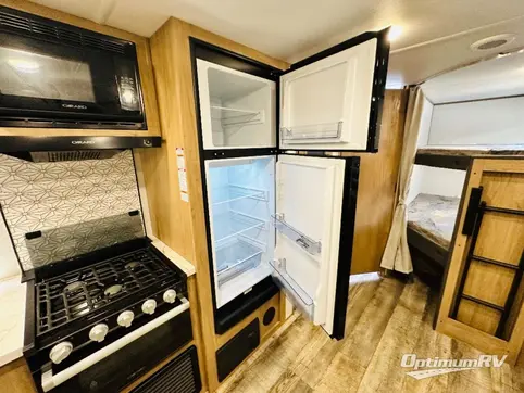 2024 Forest River Cherokee Alpha Wolf 26DBH-L RV Photo 4