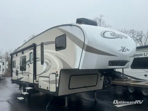 Used 2017 Keystone Cougar X-Lite 27RKS Featured Photo