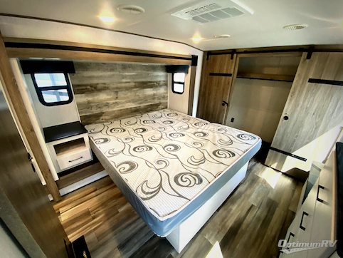 2022 Heartland Milestone 360HP RV Photo 4