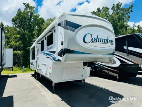 Used 2022 Palomino Columbus 329 DV Featured Photo