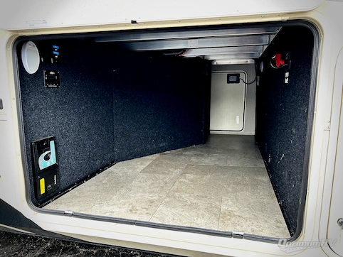 2021 Grand Design Solitude 375RES RV Photo 4