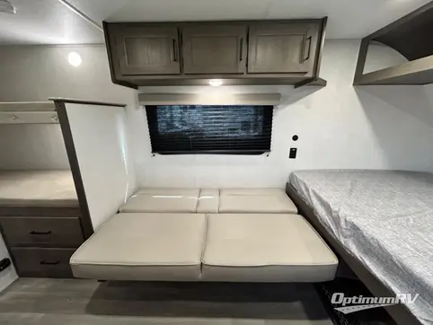 2025 Grand Design Transcend One 151BH RV Photo 3