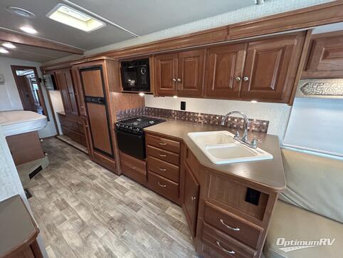 2017 Itasca Sunstar 29VE RV Photo 3