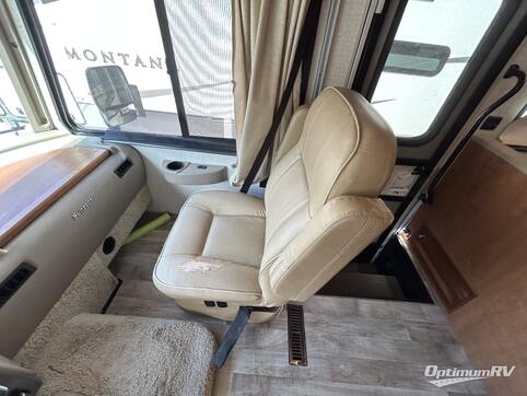 2017 Itasca Sunstar 29VE RV Photo 2