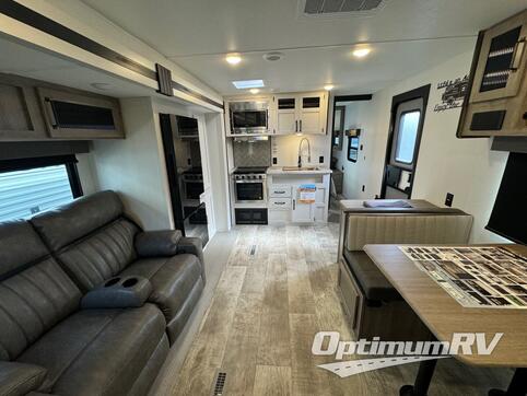 2025 Palomino Puma 25BHS RV Photo 4