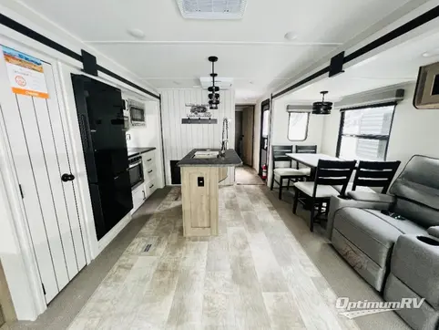 2024 Palomino Puma 31RLQS RV Photo 2